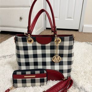 Elegant Checkered Tote Bag Set with Red Accents